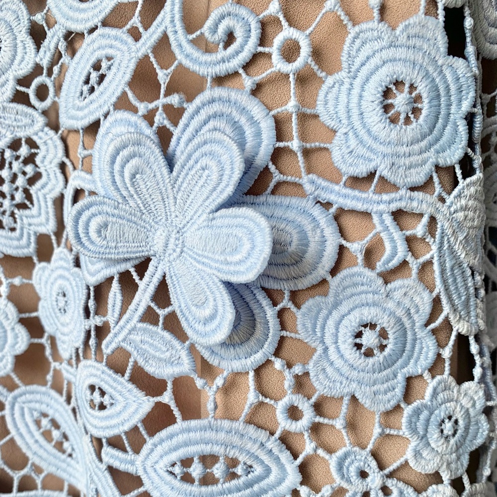 ❌SOLD❌ SELF-PORTRAIT Pale Blue Floral Guipure Lace Long Sleeve Dress - Picture 4 of 10